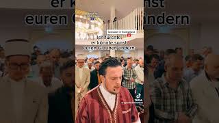 Gebet in der Schweiz in einer Moschee (Ramadan) Resimi