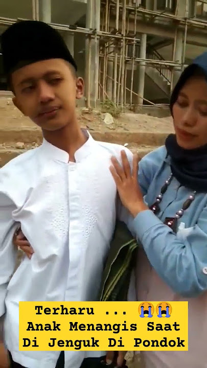 Terharu menangis Saat Dijenguk Dipondok Pesantren Katanya Kangen ayah dan ibu 😭😭#santri