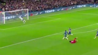 Edouard Mendy denies Salah with an incredible save! 🛑 | Chelsea vs Liverpool