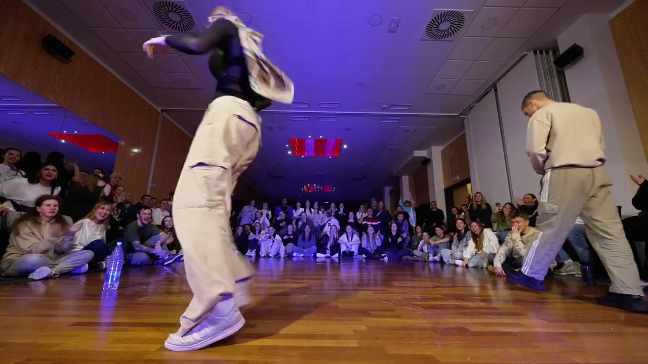 TOTI ALL STYLE BATTLE - FINAL - ZALA VS IAN