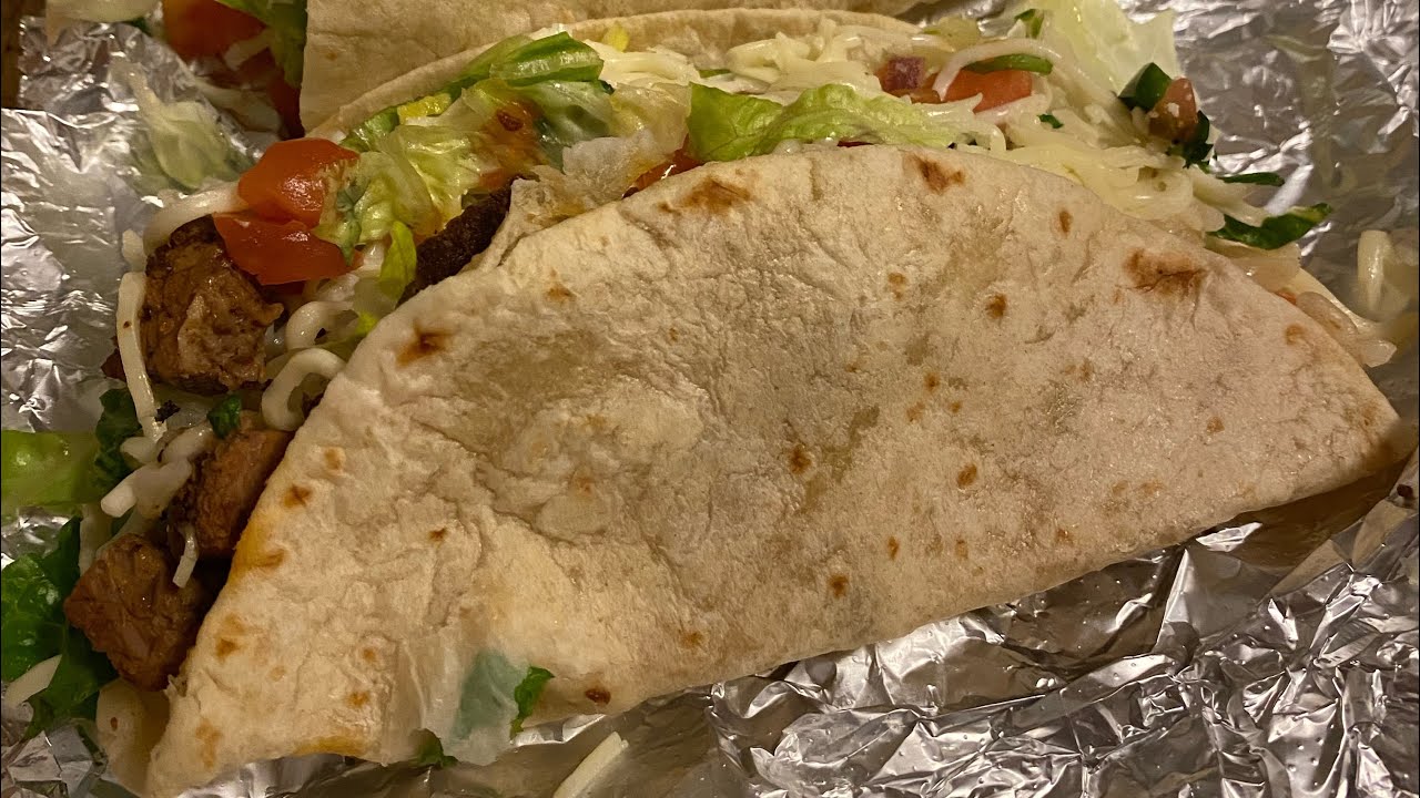 New garlic guajillo steak tacos chipotle!! Erie pa!!! YouTube