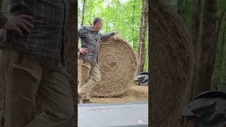 Round Bales the Easy Way. No Tractor.