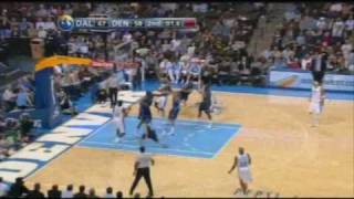 J.R. Smith Throws an Elbow at Antoine Wright