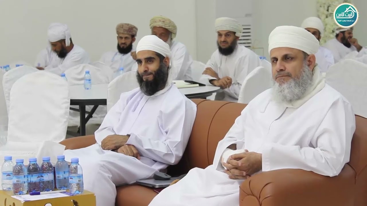 تنمية افتصاد الأسرة وتحدياته حوار بين الدكتور علي بن سليمان الجهضمي والمهندس صالح بن عيسى العبري