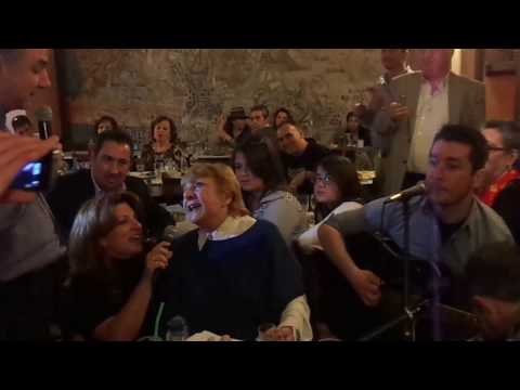 ΤΖΕΝΗ ΒΑΝΟΥ -