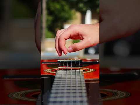 فقط غمض عينيك و تذكر مع هذه الموسيقى