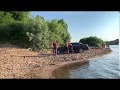 Mercedes S vs VW Touareg on sand