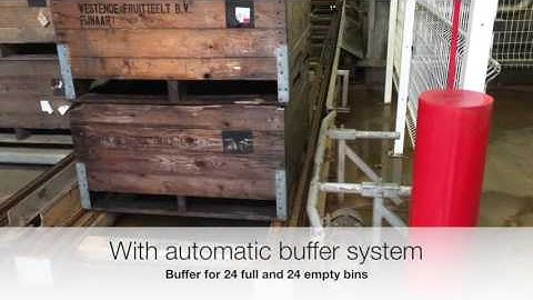Aweta apple and pear sorting machine with 6 lanes and Stas water bin unloader - Duijndam Machines