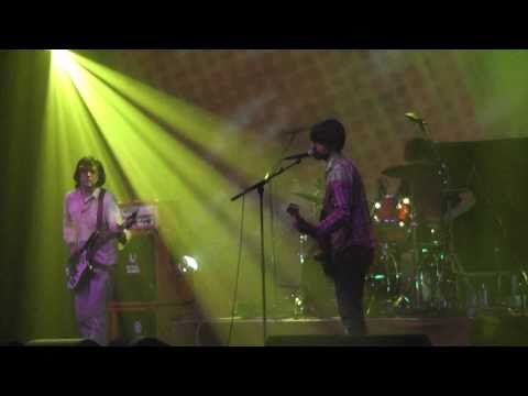 Dead Meadow - rocky mountain high || live @ Roadbu...