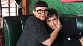 Troye Sivan parents and siblings Content