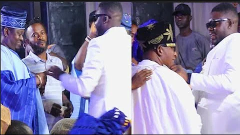 CUTE ABIOLA DANCE AND SPARY MONEY ON MUYIWA ADEMOLA, OGA BELLO AS PASUMA PERFORMS AT WEEDING