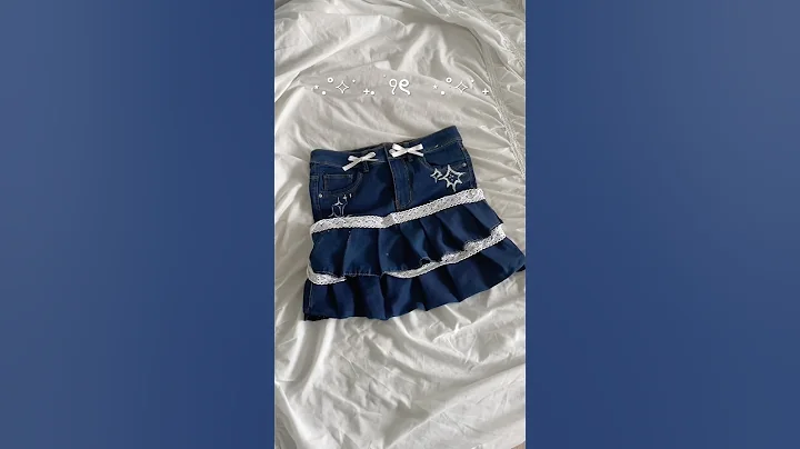 DIY double tier mini skirt 👖🫶🏻 upcycling tut idea by @janellewoodss thumbnail