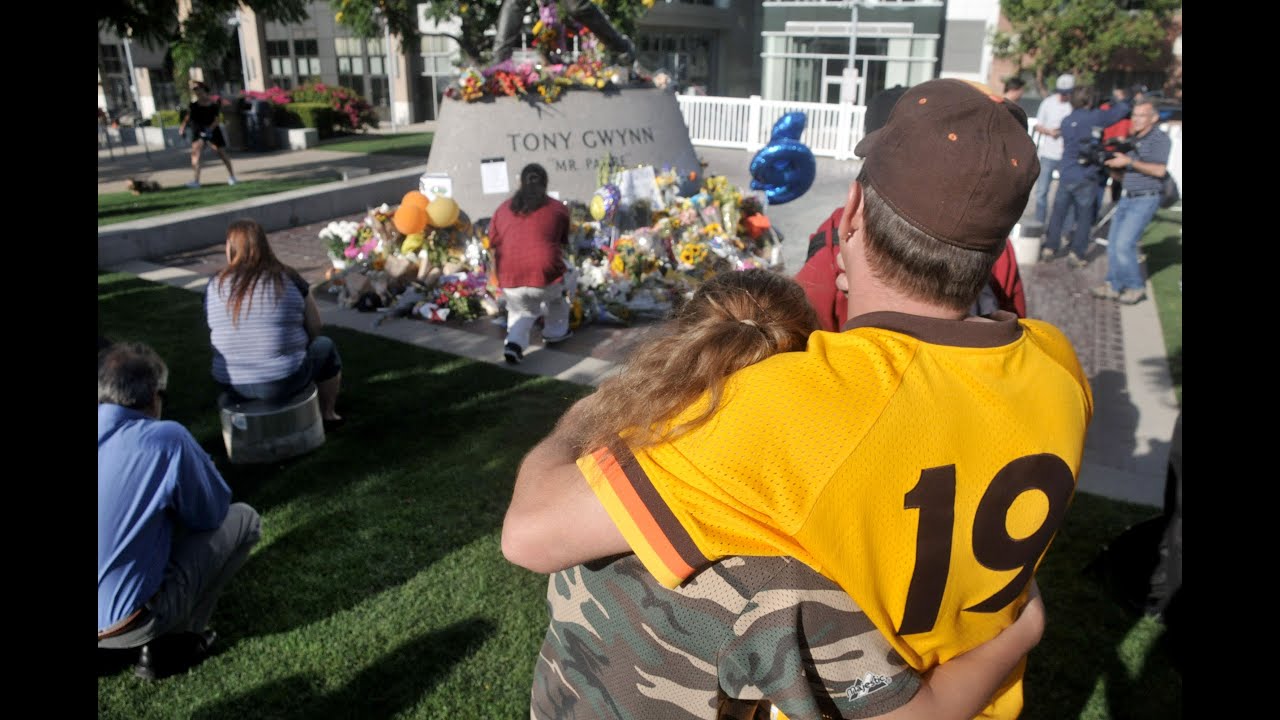 Friends, Family Gathered for Private Memorial for Tony Gwynn - Times of San  Diego