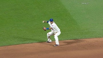 PIT@NYM: Tejada makes a diving stop, fires to first