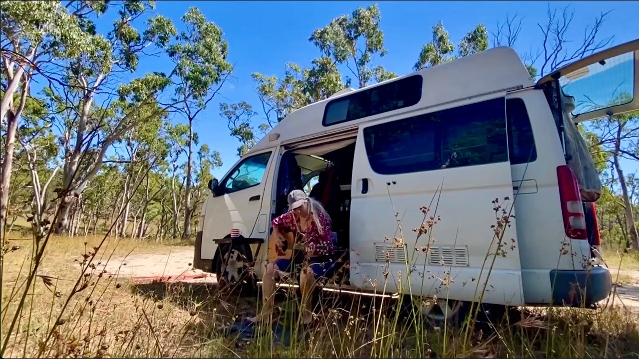Chasing Shade, on my way to Tamworth Country Music Festival 2026