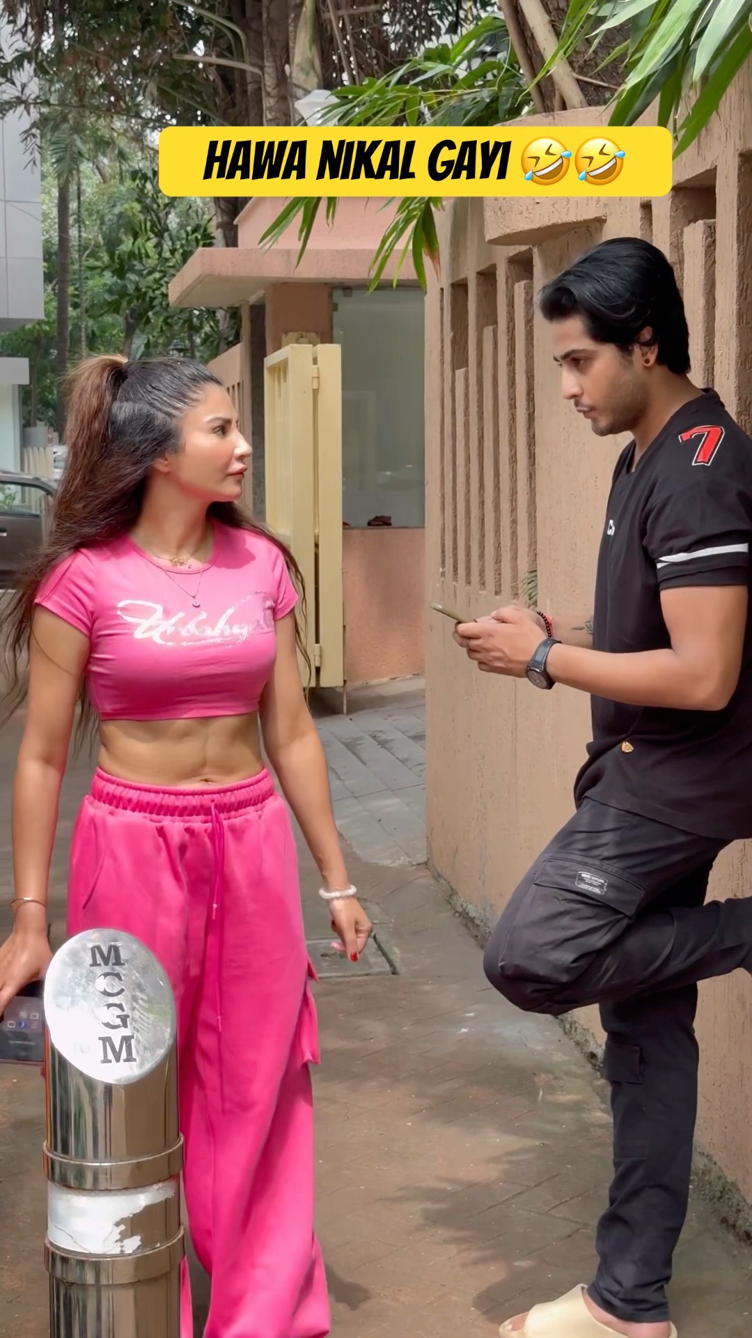 Hawa Niksl gayi ?? #priyankatyagi #trendingonshorts #shorts