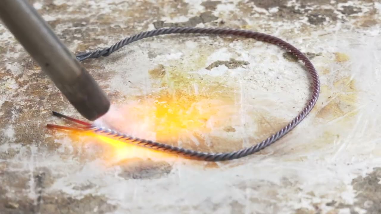 Unfolding Membership : Ceremonial Neck Piece (Twisted Heavy‑Gauge