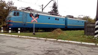 ВЛ10-1486 з вантажним потягом / VL10-1486 with cargo train