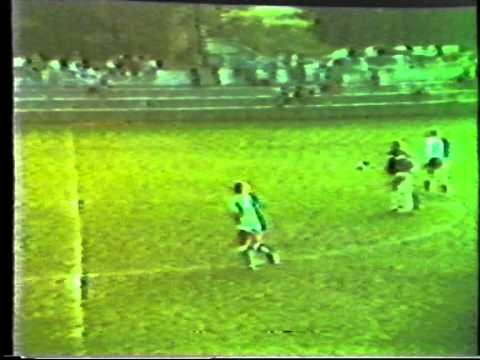 Partita Calcio Uomini Contro Donne 1985 S S Fornese Forni Di Sopra Youtube