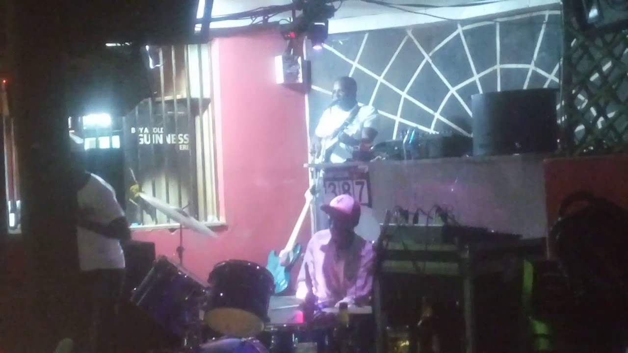 Gathiaka wa Njeri performing live at Canopy,ZimmerMan YouTube