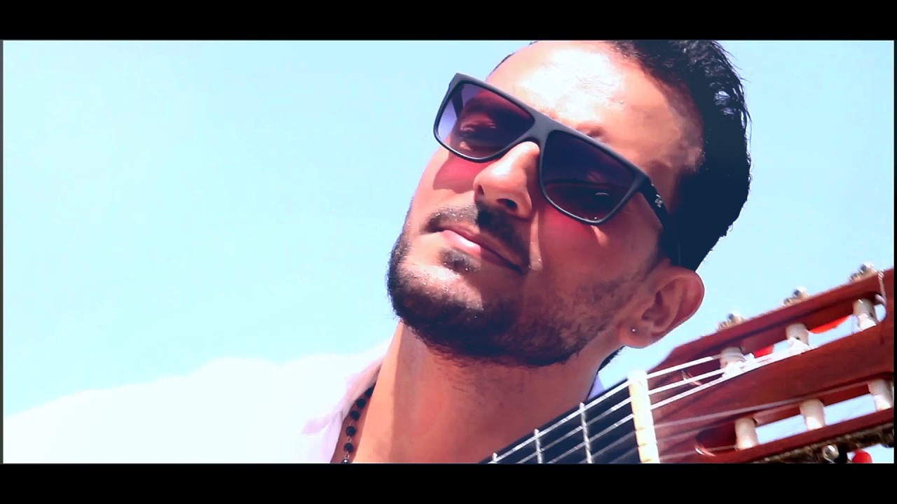 DESPACITO - Luis Fonsi ft. Daddy Yankee ( Flamenco Guitar Version By Younes Ahidar )