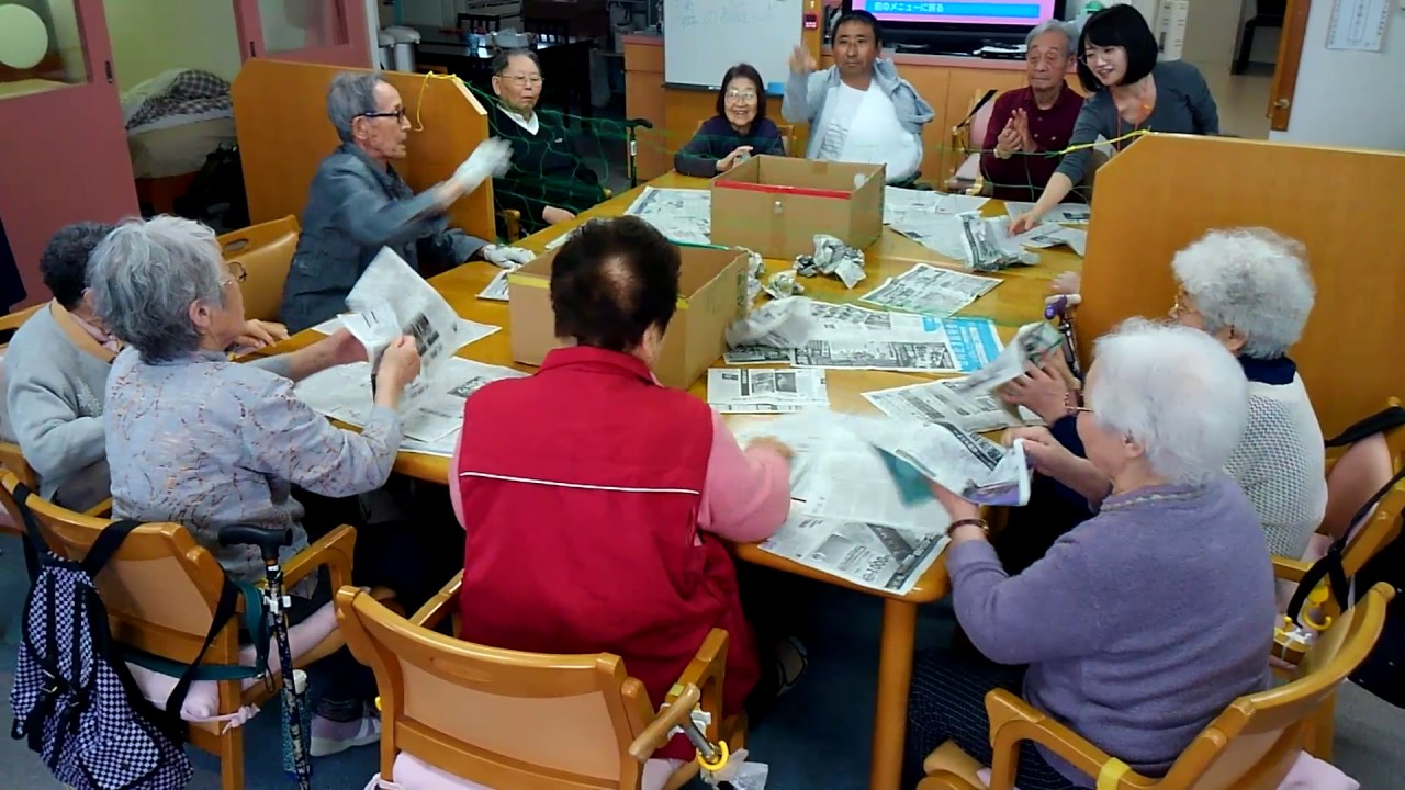 デイサービスあすみる本日のレク「となりのお庭へポイ！」