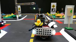 Duckietown:  Where Self-Driving Cars Meet Rubber Duckies screenshot 4