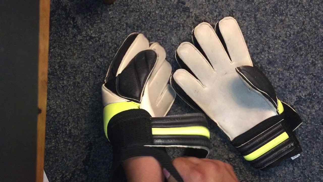 diadora goalie gloves