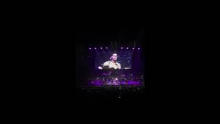 Mohsen Yeganeh - Behet Ghol Midam (Live Concert Los Angeles) Resimi