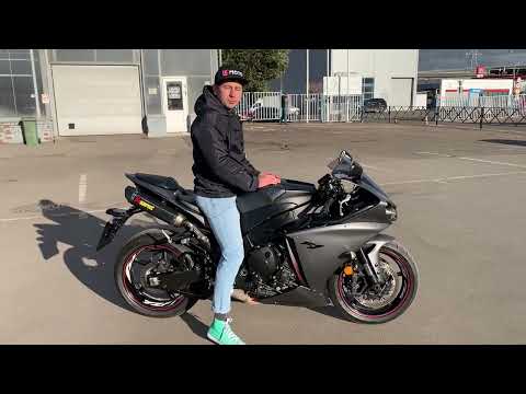 Обзор мотоцикла Yamaha YZF R1