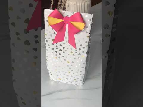 How to Gift Wrap a Mug☕️#giftwrapping #mug #giftwrappingideas #wrappinggifts #diy #shorts #coffeemug