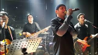 Download lagu ONJAM X PASHA UNGU - DEMI WAKTU (LIVE AT ODIN) NO EDIT