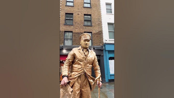 How gold man statue is getting into his position (beats by Silverman Statue )