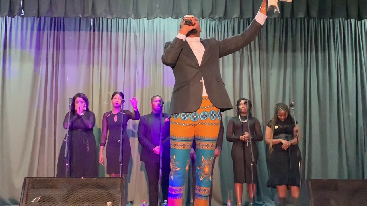 Linda Ndaba radiant in his presence: Thixo akunangqaleko