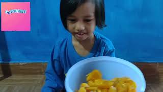 mencari makanan ANEH buah nangka rasa jeruk enak manis