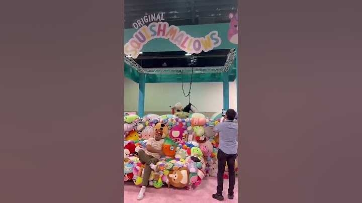 It’s limited to one per person😇 by Carter Kench #shorts #vidcon