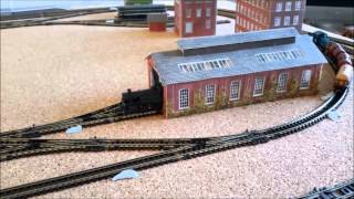 Graham Farish 371 051 Class 04 Diesel Shunter with wasp stripes No D2258 BR Blue F01200