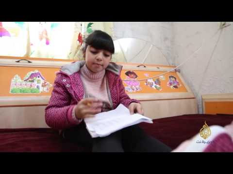 القدس-سيدرا.. طفلة مقدسية ودعت أمها أمام السجن