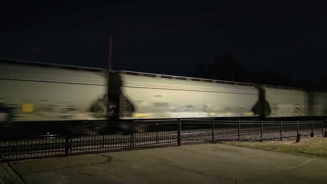 CN Train G875 CN 2949 CN 5791 660 Axles Durand, Michigan March 14, 2025 0038