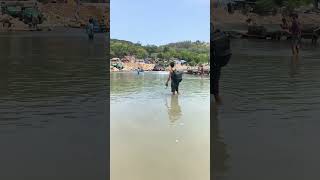 River crossing hilux gsr