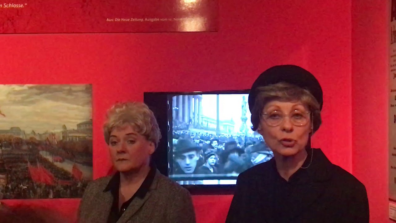 Elisabeth-Joe Harriet als Kaiserin Zita