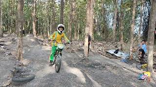 Test bmx Thrill fiery eXpert || magetan #bmxpark #bmx_cycle_stunt #bmxlife