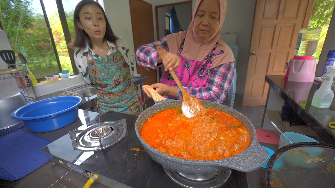 My first experience of Balik Kampung in Malaysia...