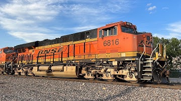 Hybrid K5HLA! BNSF 6816 Leads a Perfect Lighting B-DENSBD4-21A With a HYBRID K5HLA!