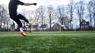 Adidas F50 Adizero MiCoach - Review - Deutsch - English Subtitles