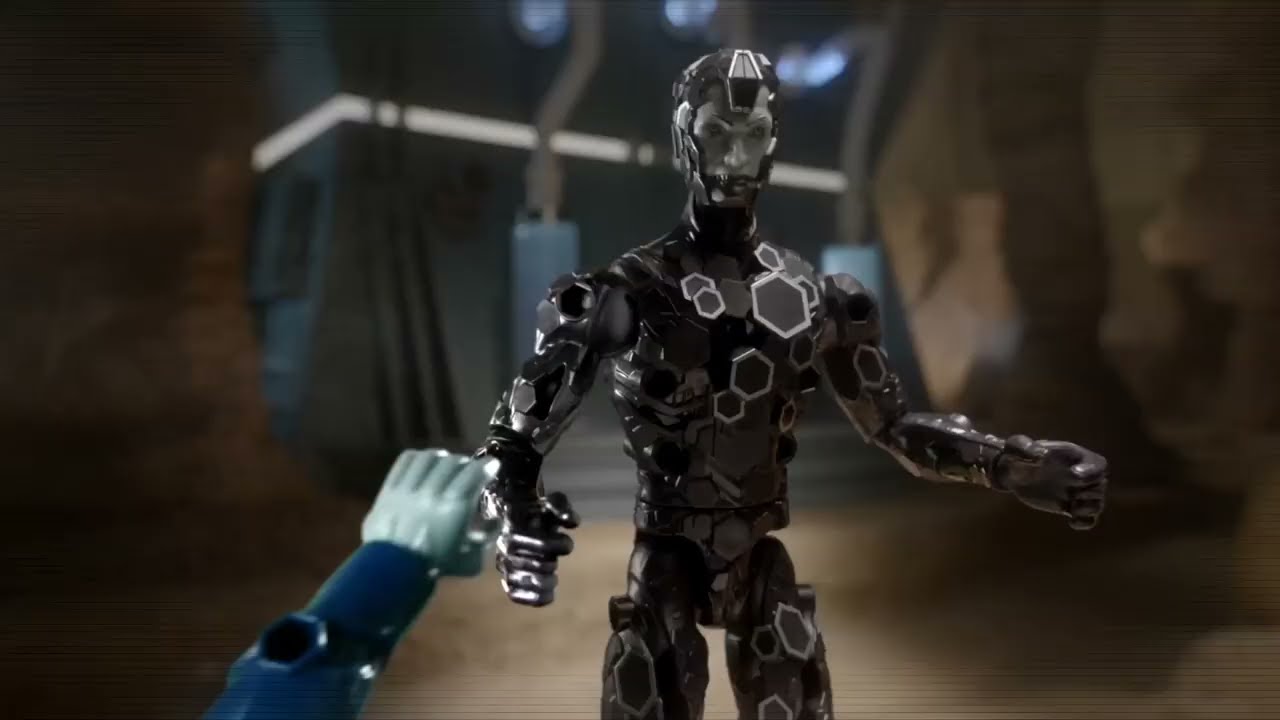 Max Steel | 2016 Toy Spot | Turbo Hunter Max VS Death Trap Mortum