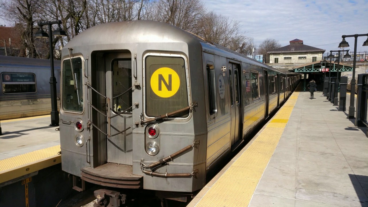 Manhattan Bound R68A (N) Train 9 Avenue (West End, Back) YouTube