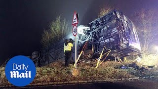 17 injured as coach overturns on M40 slip road in heavy fog - Daily Mail