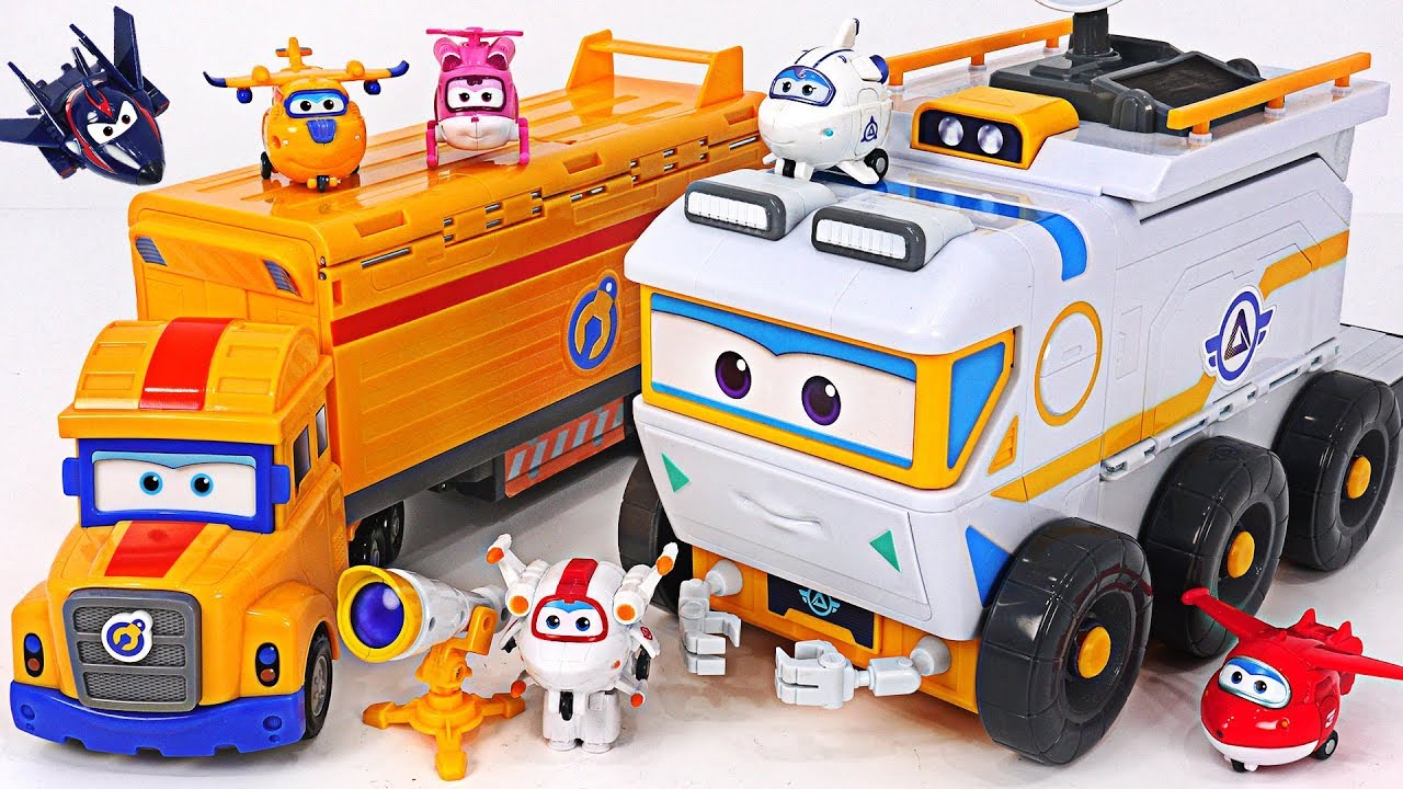 Super Wings Transforming Series 2/" Poppa Wheel Vehicle and Character Toy