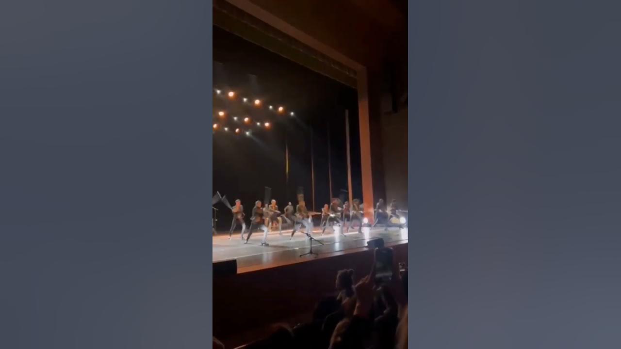 Argentinian Dance with Rope - quite extraordinary!